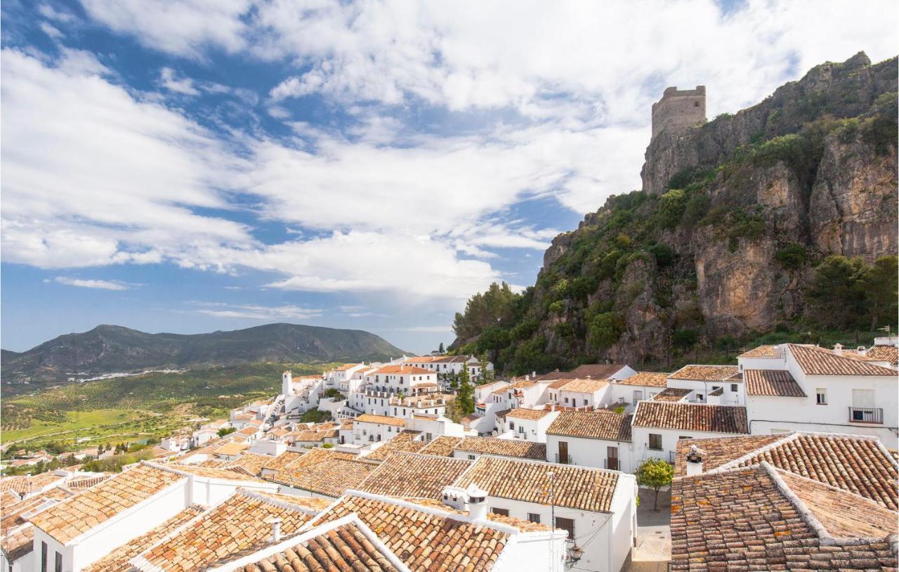 Stunning Home In Zahara De La Sierra With Wifi Dış mekan fotoğraf